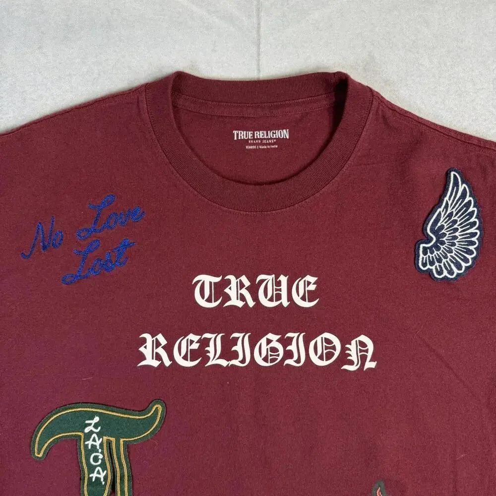 True Religion Patch Embroidered T-Shirt Mens XL Red Patchwork Chainstitch